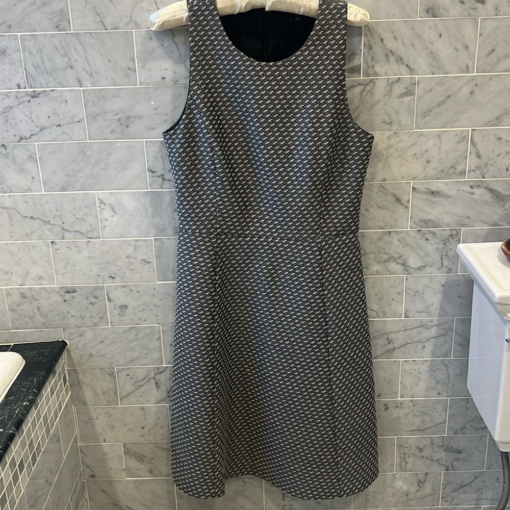 Theory Fit and Flare Dress Grey & Black Pattern Size 8
